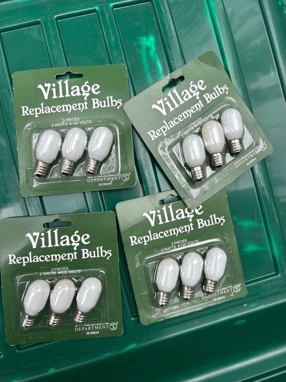 Department 56 White Replacement Bulbs 5 watt/ 120 volt -Pack of 3